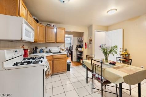 945 Elizabeth Avenue Elizabeth NJ 07201