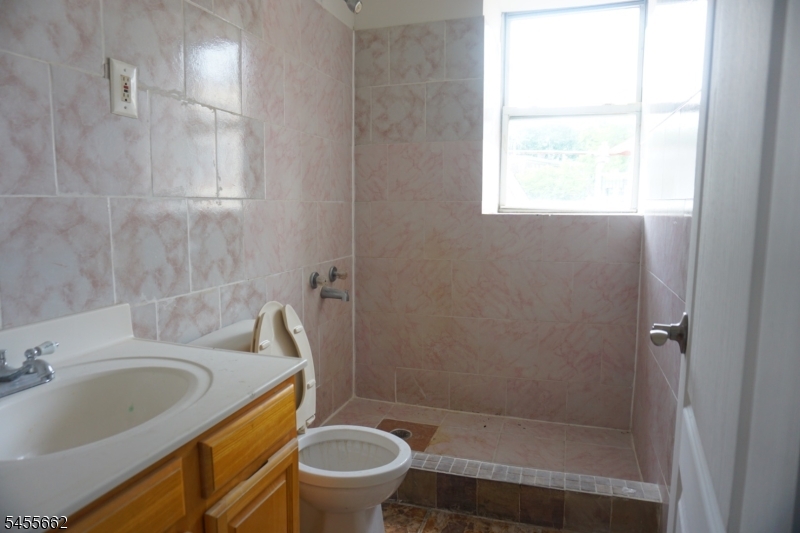 699 Frelinghuysen Avenue Newark NJ 07114