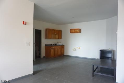 699 Frelinghuysen Avenue Newark NJ 07114