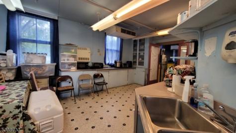 757 Avenue C Bayonne NJ 07002