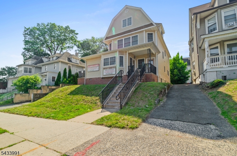 431 Washington Avenue Belleville NJ 07109