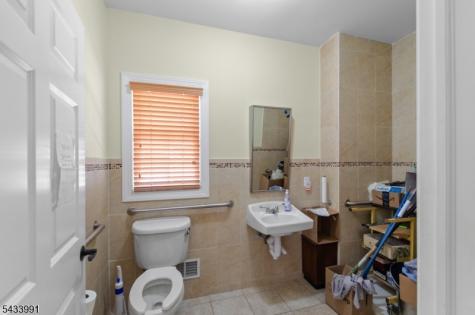 431 Washington Avenue Belleville NJ 07109
