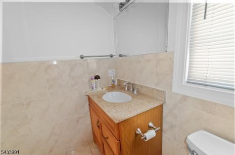 431 Washington Avenue Belleville NJ 07109