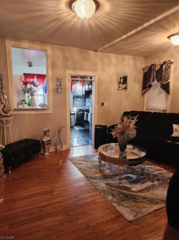 305 Summit Avenue Jersey City NJ 07306