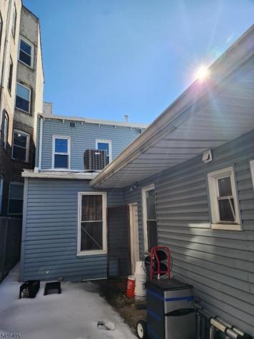 305 Summit Avenue Jersey City NJ 07306
