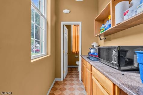 933 Lee Avenue Alpha NJ 08865