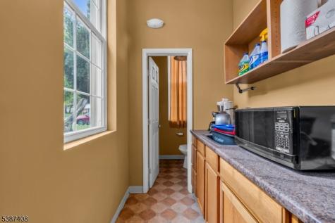 933 Lee Avenue Alpha NJ 08865