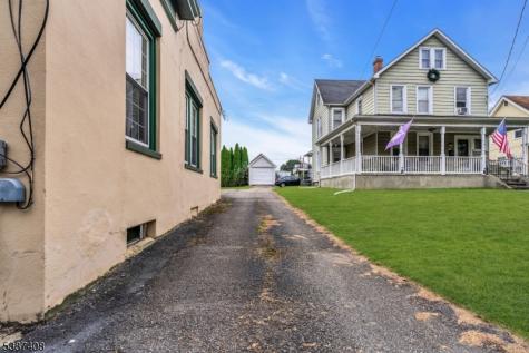 933 Lee Avenue Alpha NJ 08865