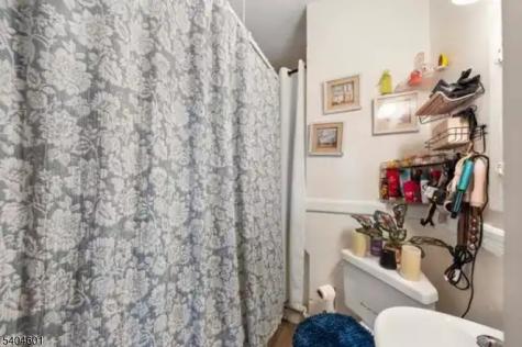 425 3RD Avenue Elizabeth NJ 07206