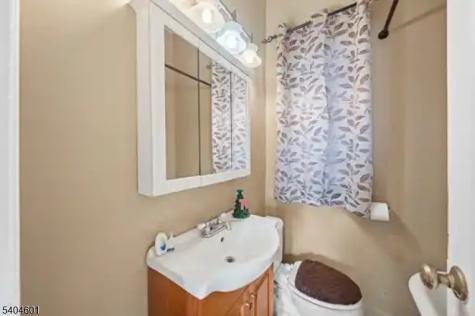 425 3RD Avenue Elizabeth NJ 07206