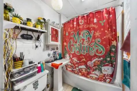 425 3RD Avenue Elizabeth NJ 07206