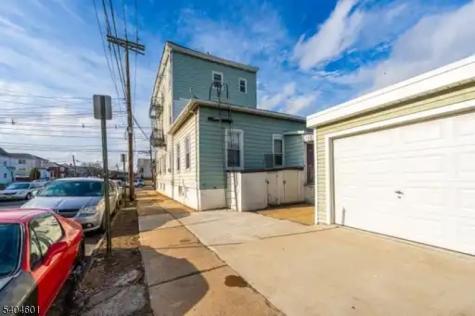 425 3RD Avenue Elizabeth NJ 07206