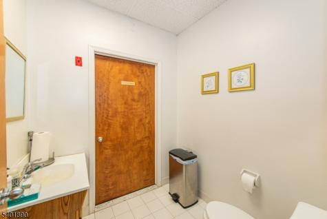 59 E Mill Road Washington NJ 07853
