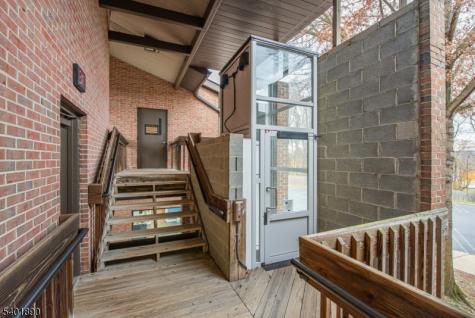 59 E Mill Road Washington NJ 07853