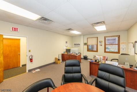 59 E Mill Road Washington NJ 07853