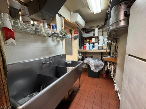 1176 State Route 23 Wantage NJ 07461