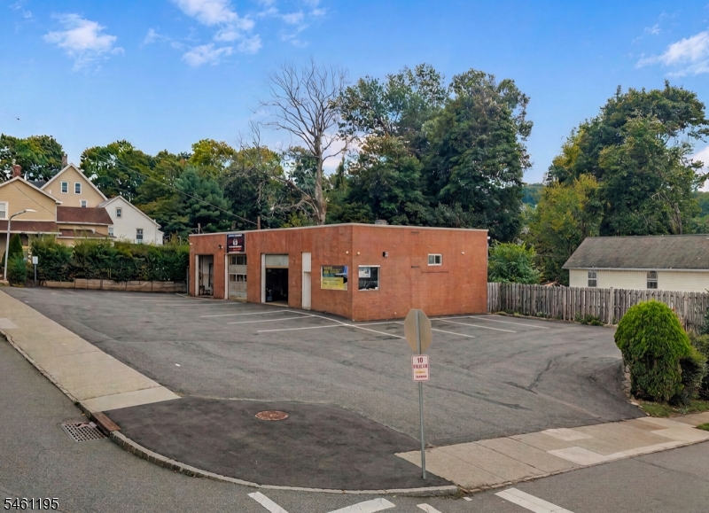 185 S Morris Street Dover NJ 07801