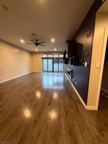 116 Wright Street Newark NJ 07114