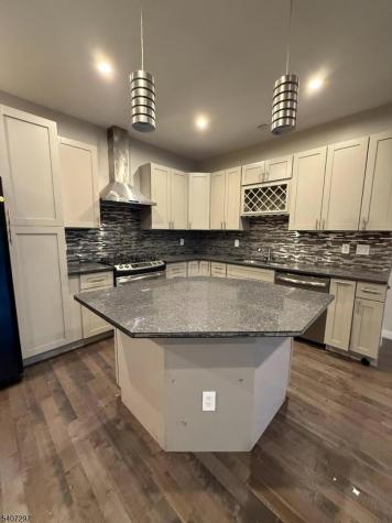 116 Wright Street Newark NJ 07114