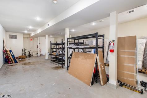 357 16TH Avenue Irvington NJ 07111