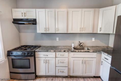 357 16TH Avenue Irvington NJ 07111