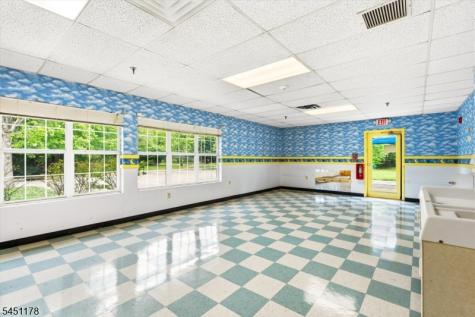 1 Kinder Court West Windsor NJ 08550