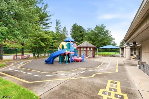 1 Kinder Court West Windsor NJ 08550