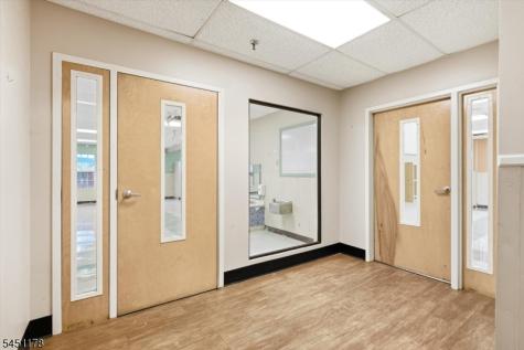 1 Kinder Court West Windsor NJ 08550