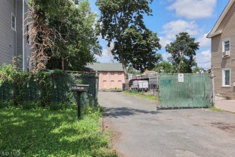 319 E 2nd Street Plainfield NJ 07060