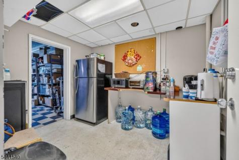 89 Valley Road Montclair NJ 07042
