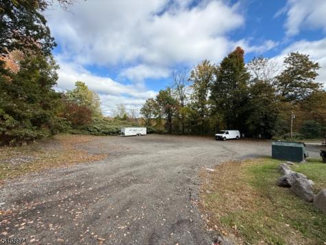 17 Wooley Road West Milford NJ 07480
