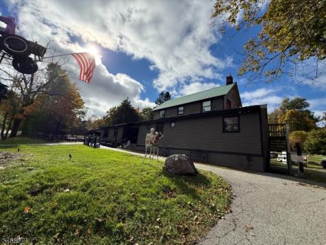 17 Wooley Road West Milford NJ 07480