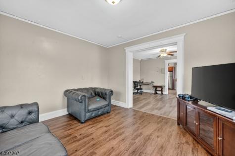 160 Bloomfield Avenue Verona NJ 07044