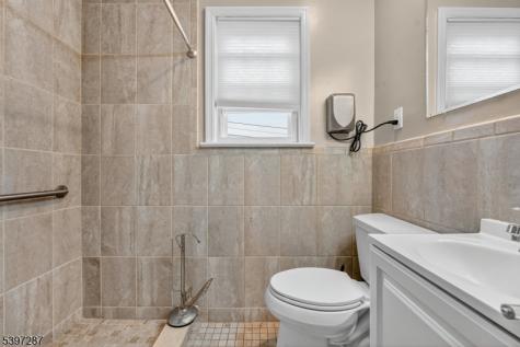 160 Bloomfield Avenue Verona NJ 07044