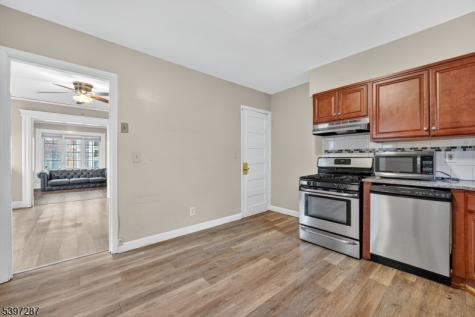 160 Bloomfield Avenue Verona NJ 07044