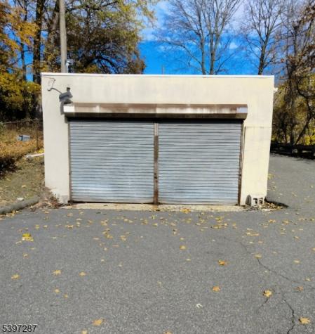 160 Bloomfield Avenue Verona NJ 07044