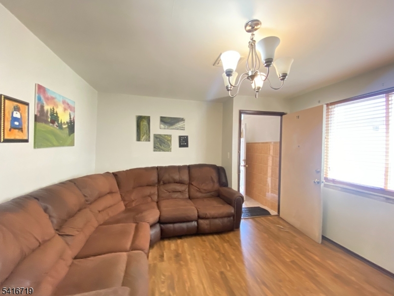 109 Fleming Avenue Newark NJ 07105