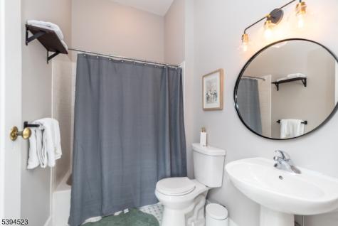31 Race Street Frenchtown NJ 08825