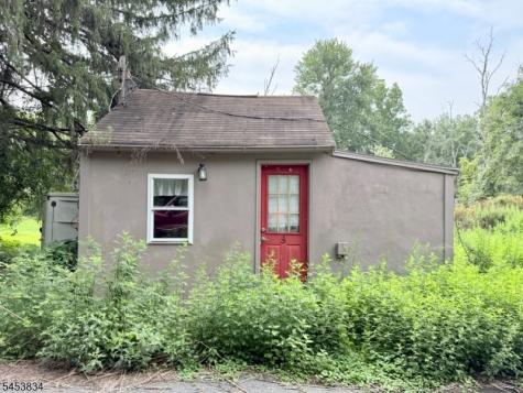 1056 State Route 57 Mansfield NJ 07865