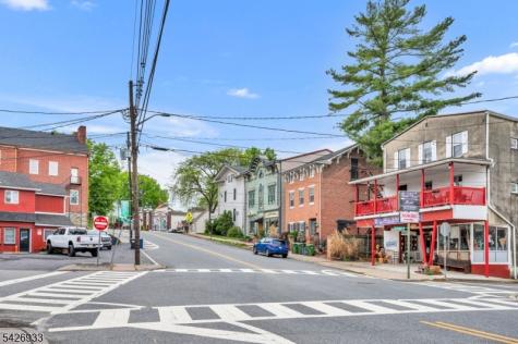 16 Greenwich Street Belvidere NJ 07823