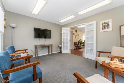 81 Park Avenue Flemington NJ 08822