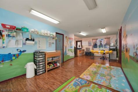 188 Washington Avenue Nutley NJ 07110