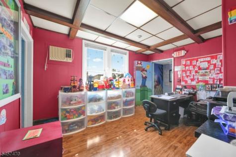 188 Washington Avenue Nutley NJ 07110