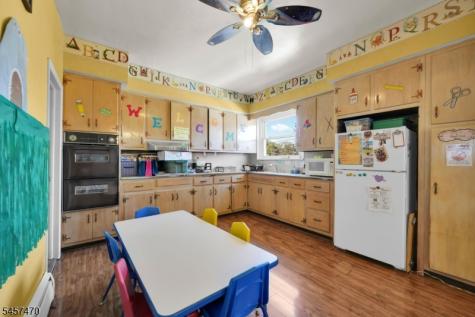188 Washington Avenue Nutley NJ 07110