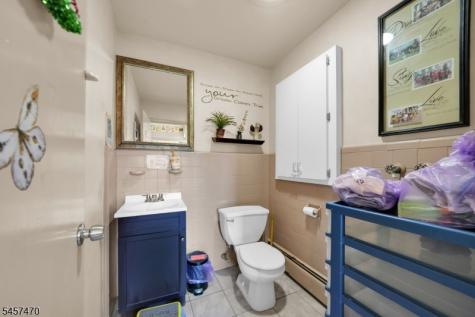 188 Washington Avenue Nutley NJ 07110