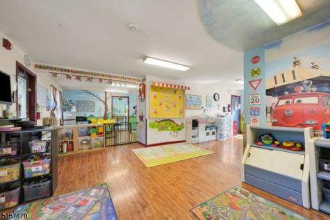 188 Washington Avenue Nutley NJ 07110