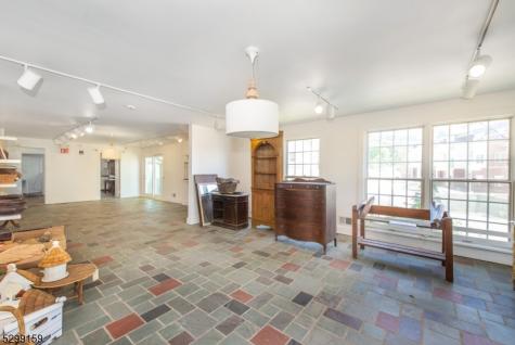 820 Bloomfield Avenue Verona NJ 07044