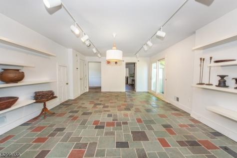 820 Bloomfield Avenue Verona NJ 07044