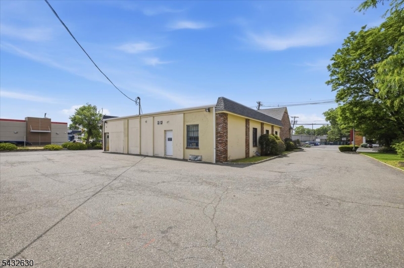 122 Central Avenue Clark NJ 07066