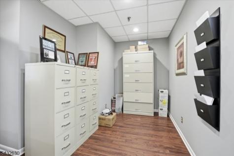122 Central Avenue Clark NJ 07066